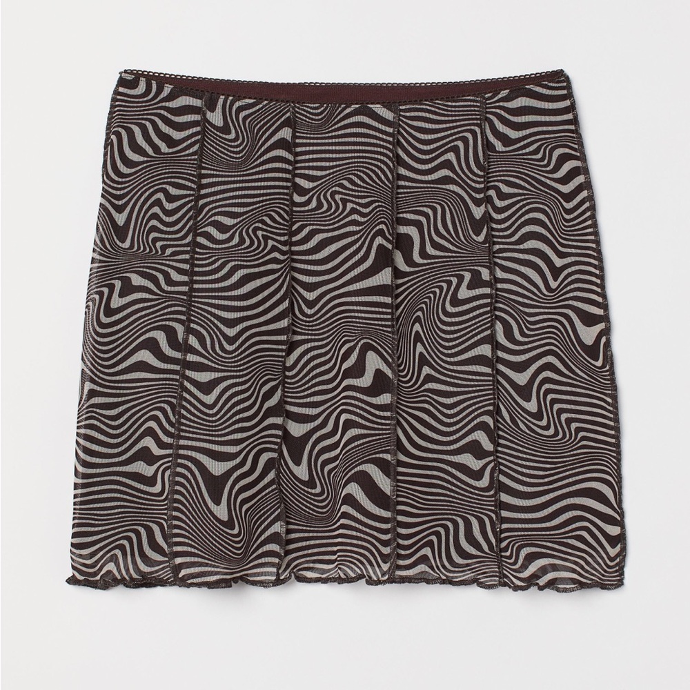 H&M retro pattern mini skirt — size L 🤎 NWT never worn!